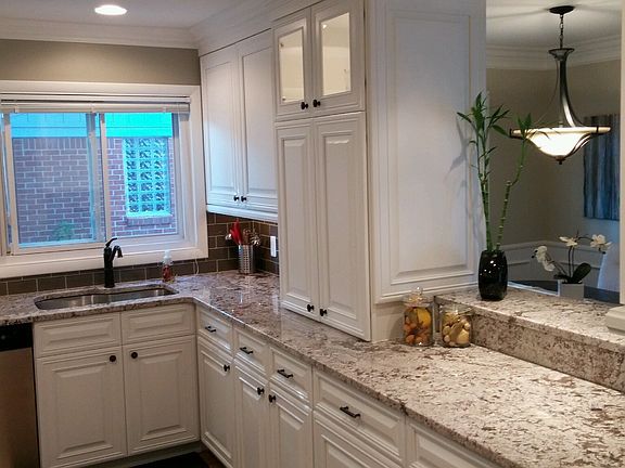 5th image of 3049 Sylvan Dr