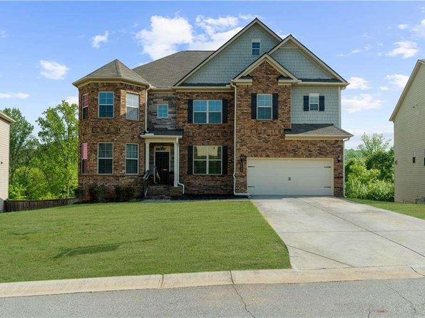 5435 Mirror Lake Dr