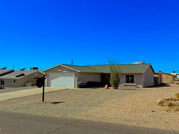 2nd image of 3595 Clearwater Dr