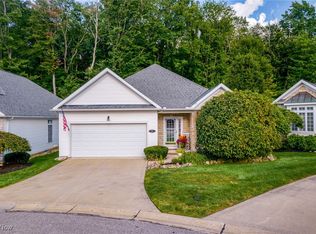 57 Gullybrook Ln, Willoughby, OH 44094