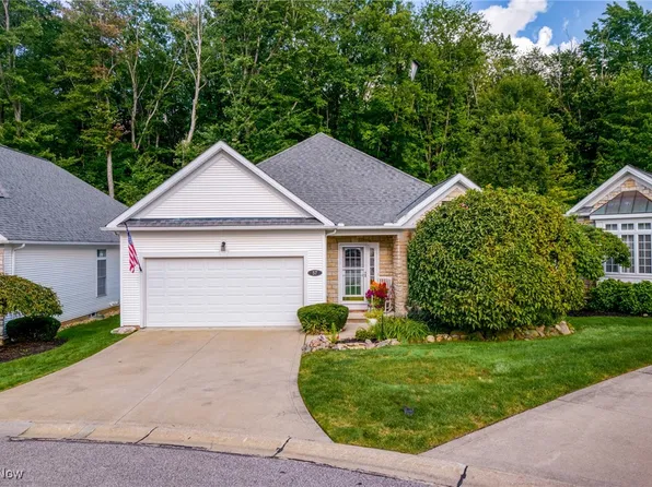 57 Gullybrook Ln, Willoughby, OH 44094