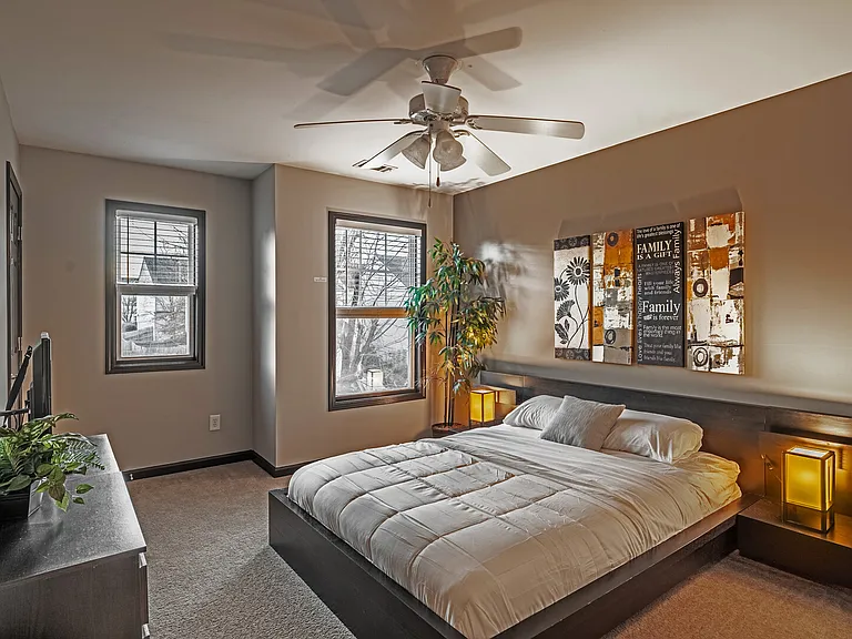 Briaroak Dr — Photo 16