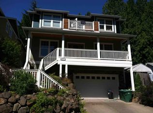 9711 19th Ave NE, Seattle, WA 98115