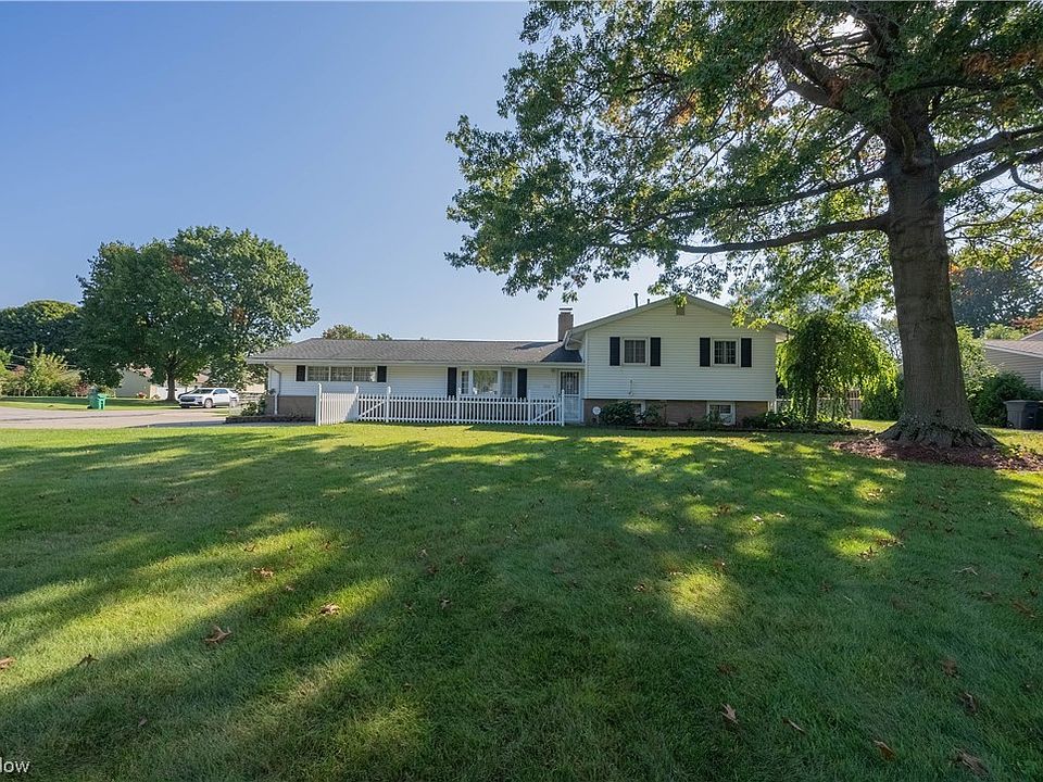 325 Meadows Dr, Painesville, OH 44077 | Zillow