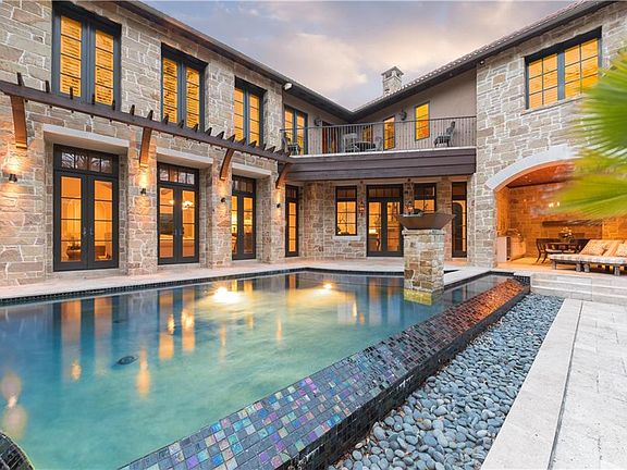 4th image of 4343 Beverly Dr
