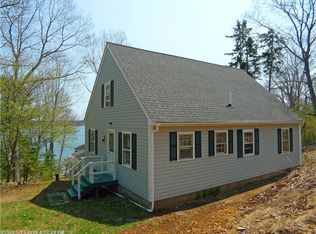 8 Spruce Dr, Boothbay, ME 04537