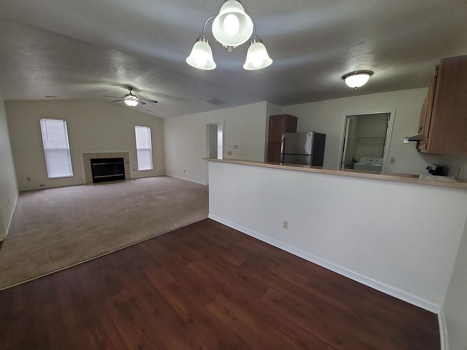 1st image of 6131 Burgundy Ln