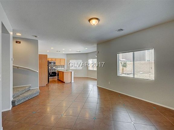 4th image of 808 Brown Breeches Ave