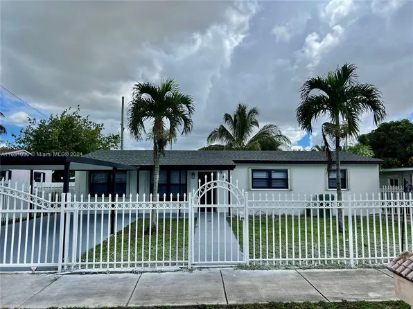 945 Curtiss Dr, Opa Locka, FL 33054