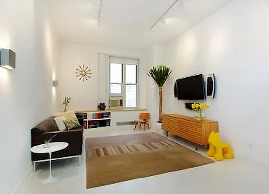 Sold by Corcoran | media 14
