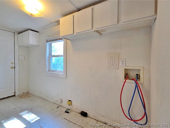 12th image of 1103 Branson St