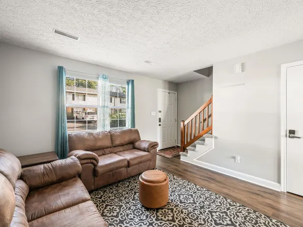 8022 Timberlake Rd APT 20, Lynchburg, VA 24502