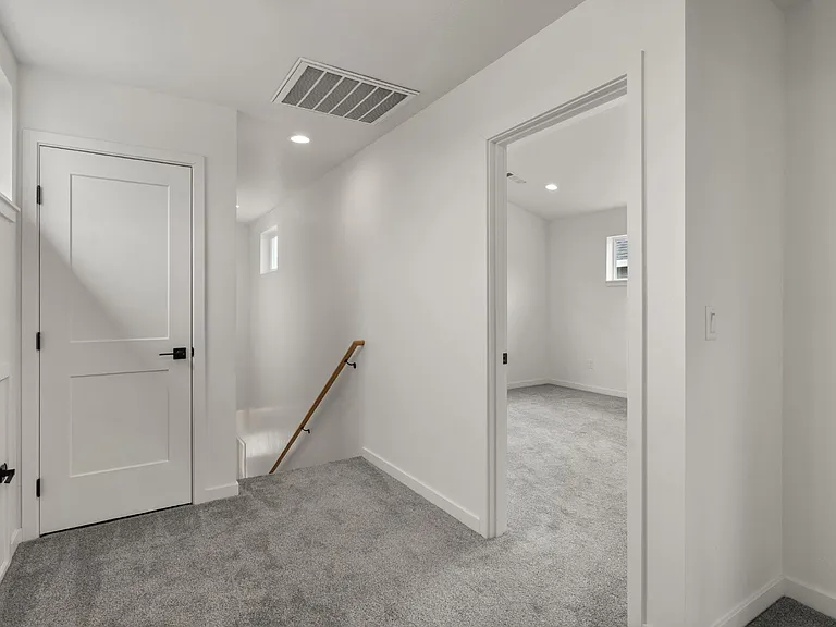 256 Rockfellow Pl — Photo 18