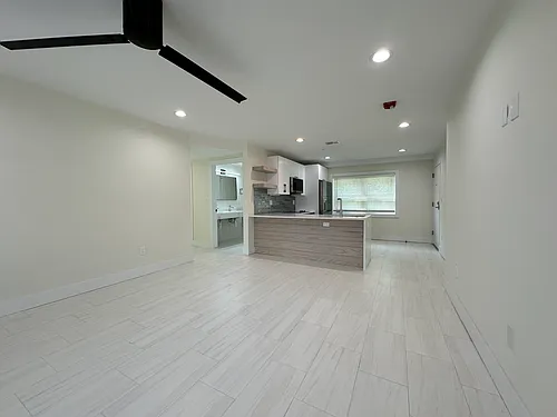 Floor plan 2 Bedroom with Juliette Balcony