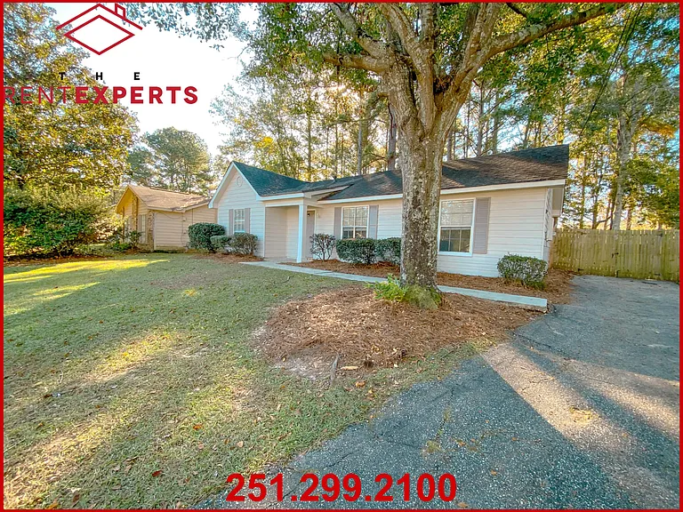 9641 Royal Woods Ct — Photo 3
