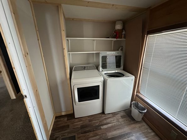 (undisclosed Address)