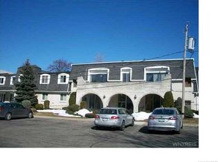 132 Harrogate Sq APT E, Amherst, NY 14221
