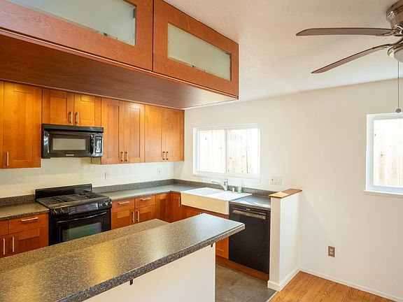 4th image of 157 Irwin Street