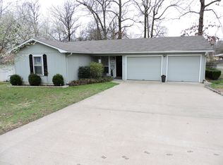 212 Chinaberry Cir, Hot Springs, AR 71901