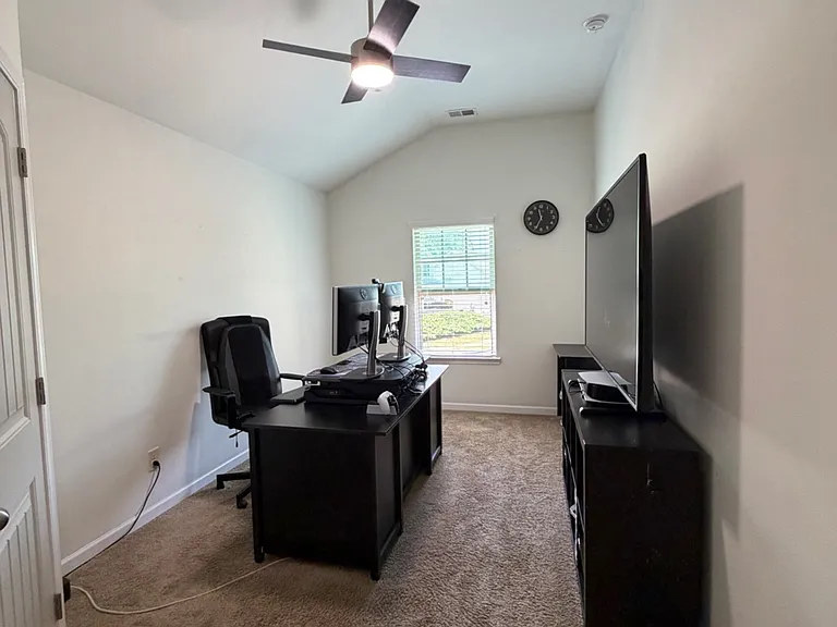 838 Pine Ln — Photo 41