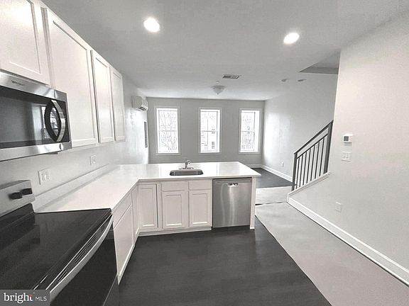 3rd image of 1314 Constitution #1