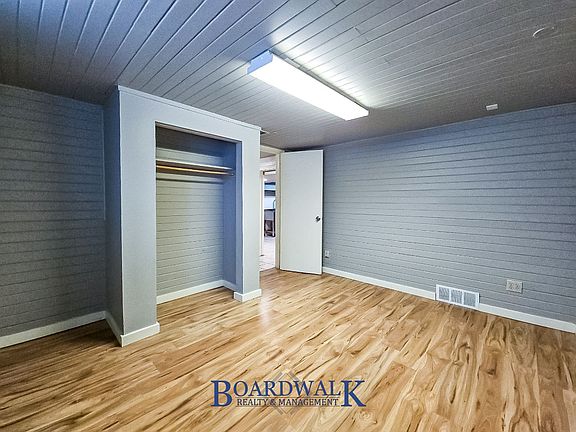 4th image of 1748 S Main St #2