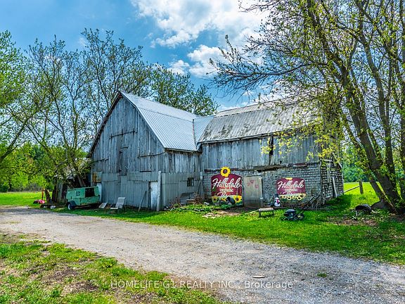 5th image of 4357 Penetanguishene Rd