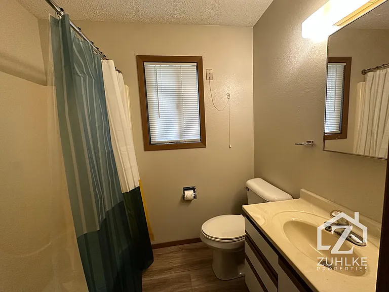 410 N 2nd St #5 — Photo 7