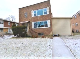5023 Grove St APT 2, Skokie, IL 60077