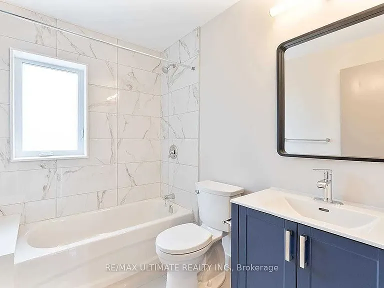 41 Bowie Ave #MAIN 2ND FLR — Photo 5