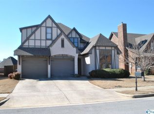 126 Rainwood Dr SW, Huntsville, AL 35824