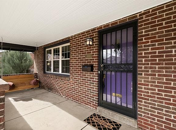 4th image of 2653 Cherry St