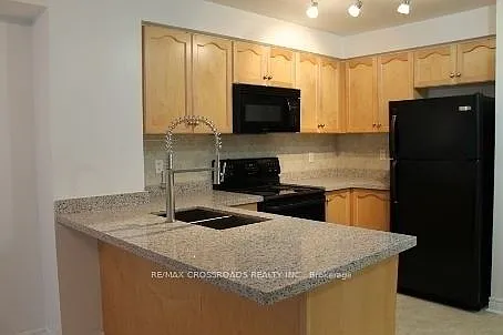 212 Eglinton Ave E #312 — Photo 7