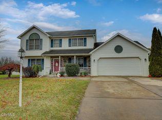 4 Farmview Ct, Milton, PA 17847