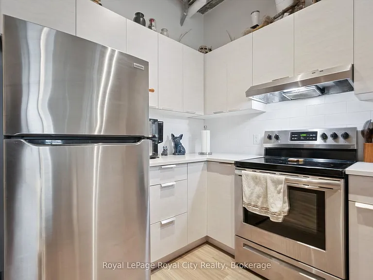120 Huron St #115 — Photo 11
