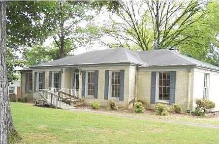 1st image of 4712 Robinwood Dr