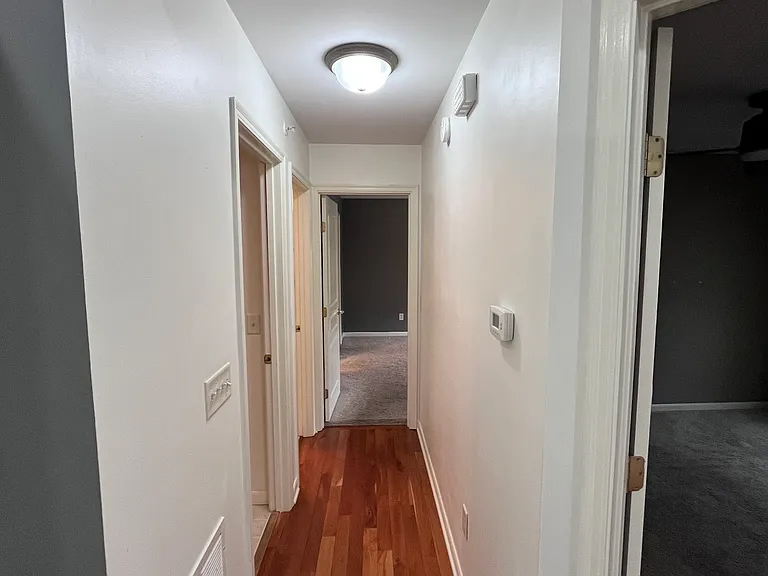 335 Skyview Ct — Photo 13