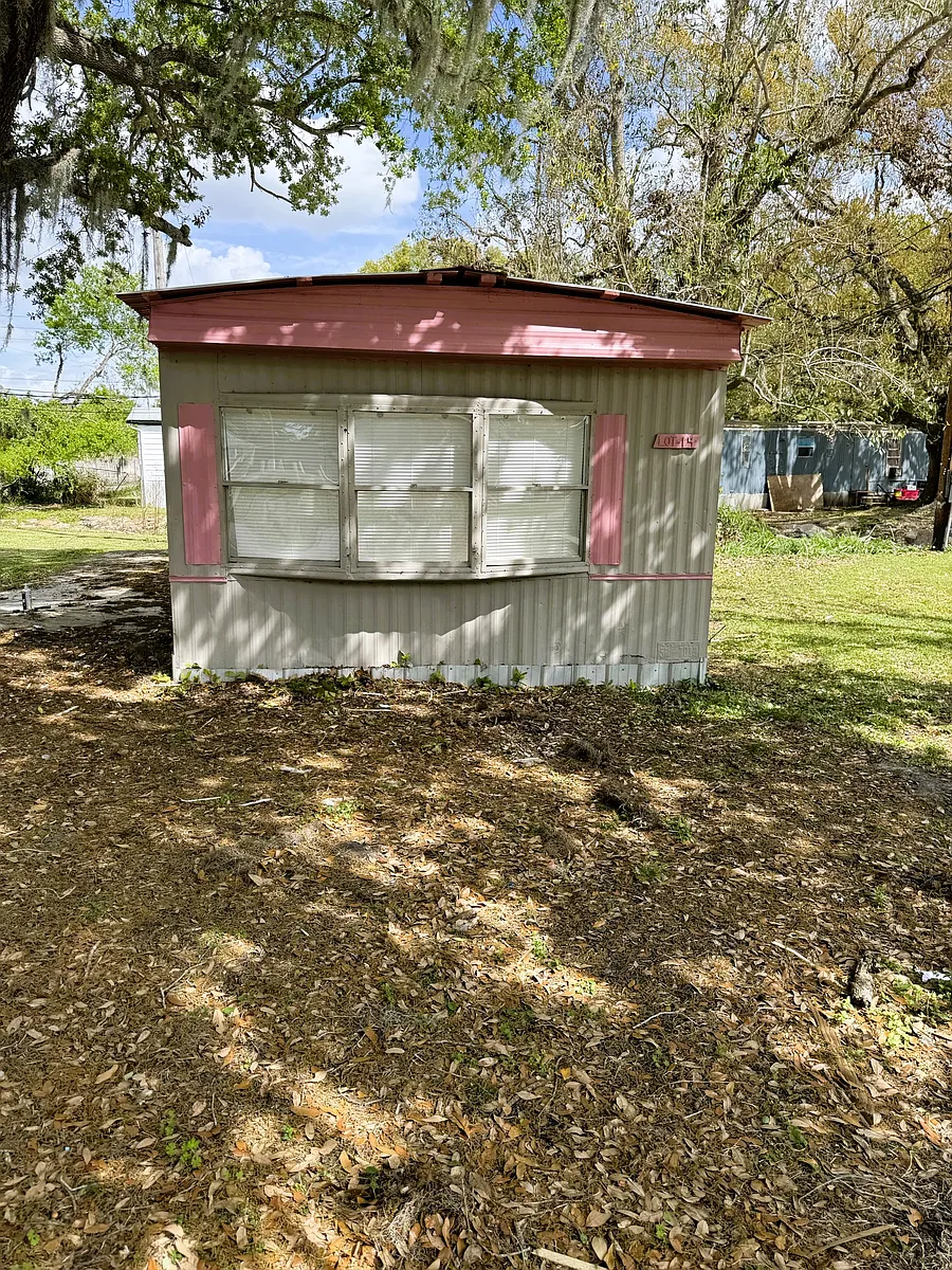 Building Photo - 405 Union Dr #14