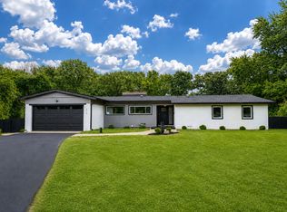 275 Goodridge Ter, Roselle, IL 60172