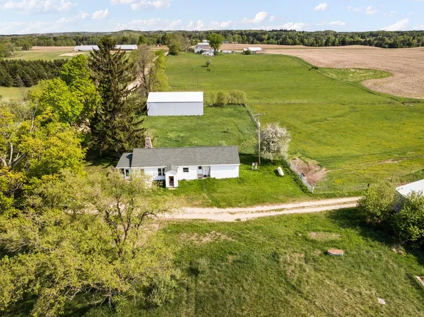 2880 N State Rd #2, Luther, MI 49656