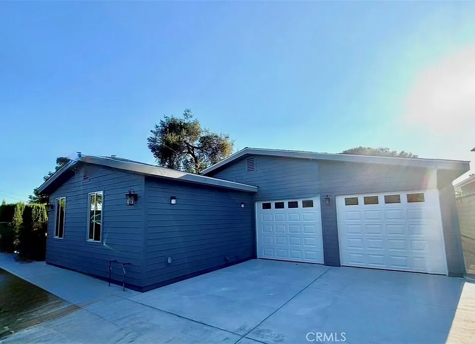 317 N Shamrock Ave #2