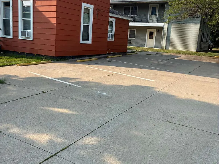838 Menomonie St — Photo 14