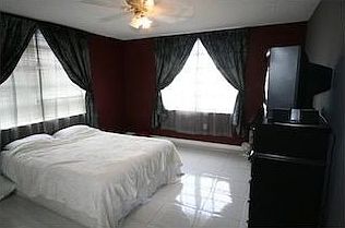 3rd image of 1725 James Ave APT 26