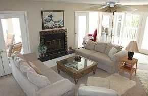 4th image of 1412 S Bay Shore Dr