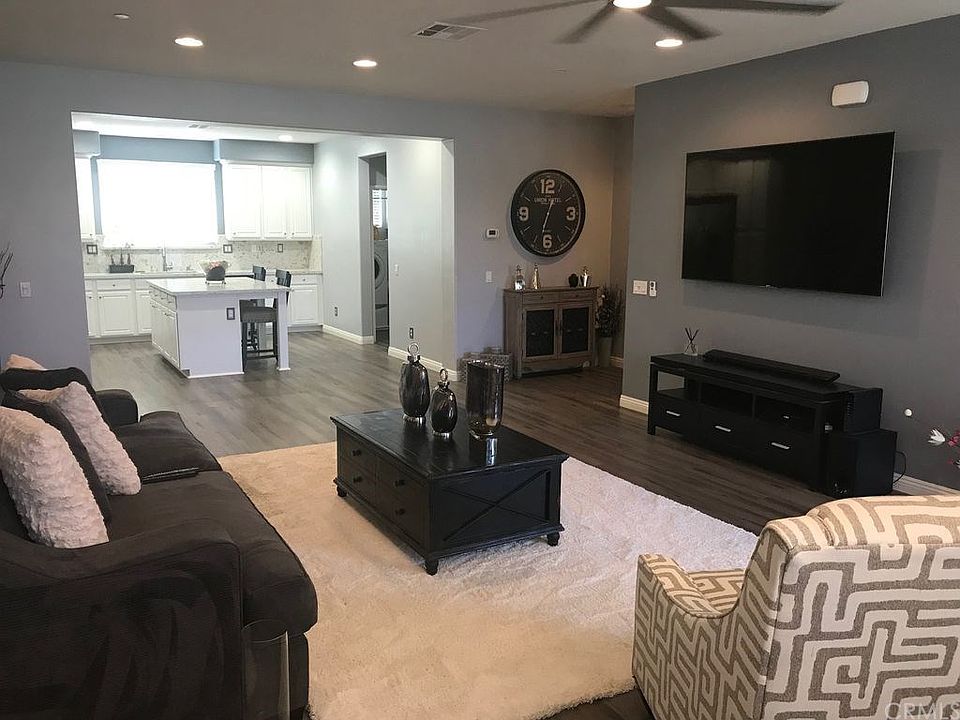 1st image of 40883 Belleray Ave
