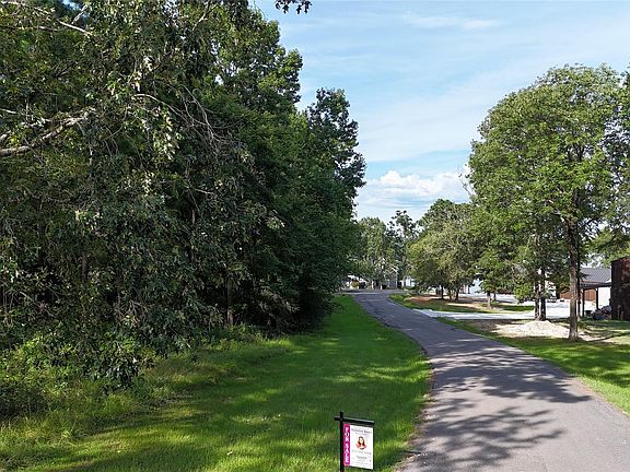 3rd image of 35 Naples Way