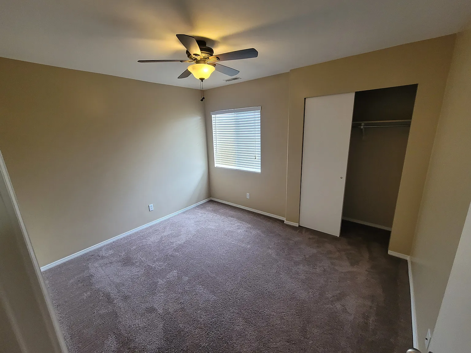 3 bed, 1550 sqft, $2,450 — Photo 2
