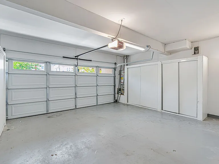 118 Copper Beech Gln — Photo 38