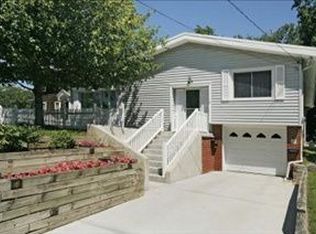 1830 Grand Ave, Kalamazoo, MI 49006