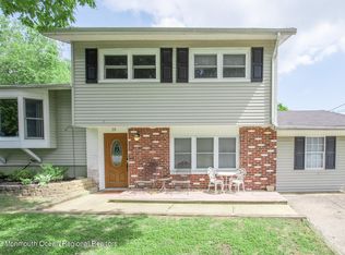 39 E Connecticut Concourse, Jackson, NJ 08527